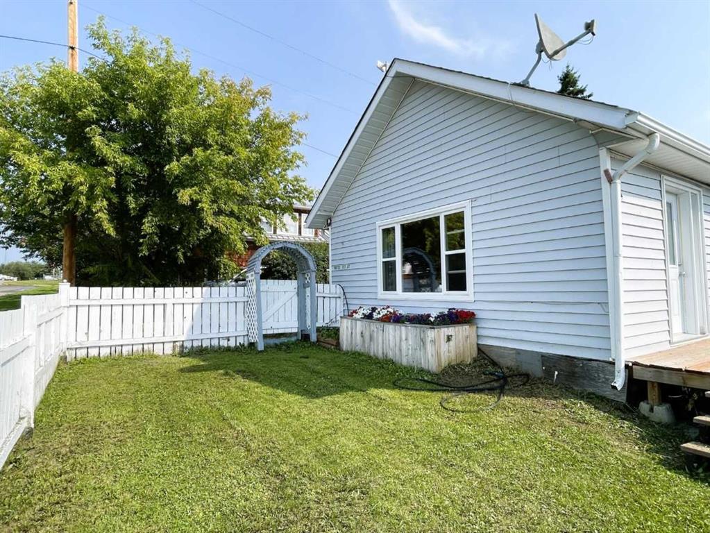 Third View of 10713 111 Street , NONE, Fairview, Alberta, T0H 1L0