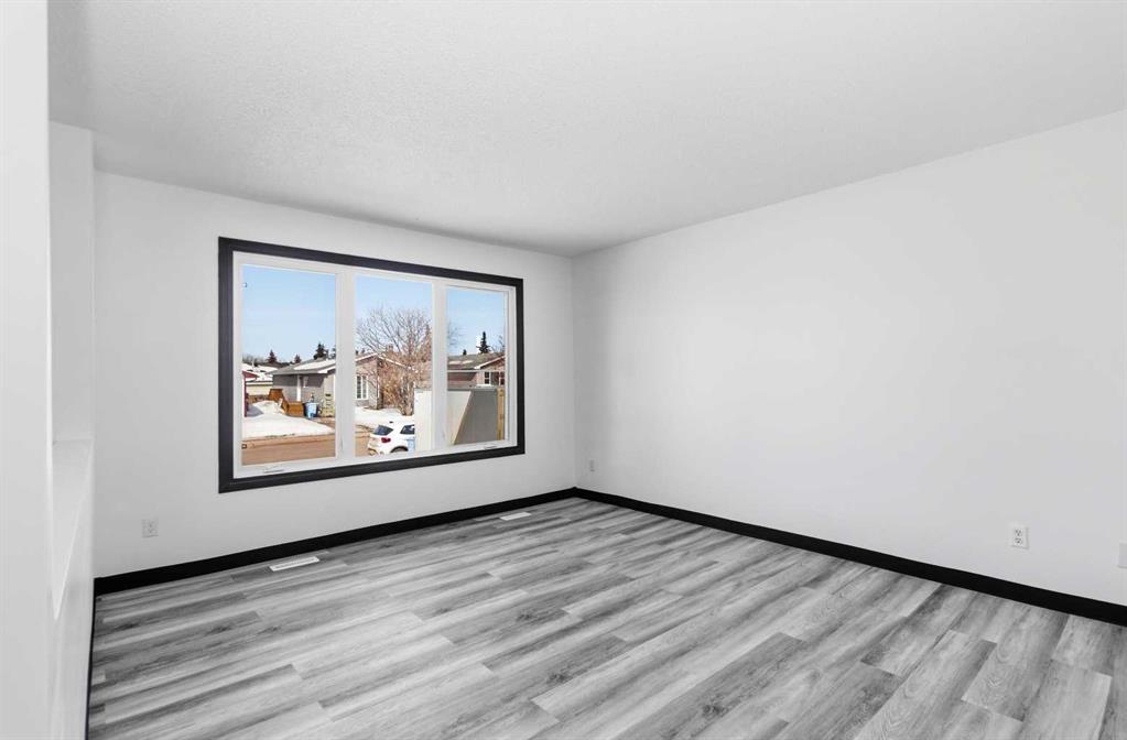 Fourth View of 162 Elmore Drive , Thickwood, Fort McMurray, Alberta, T9H 4N3
