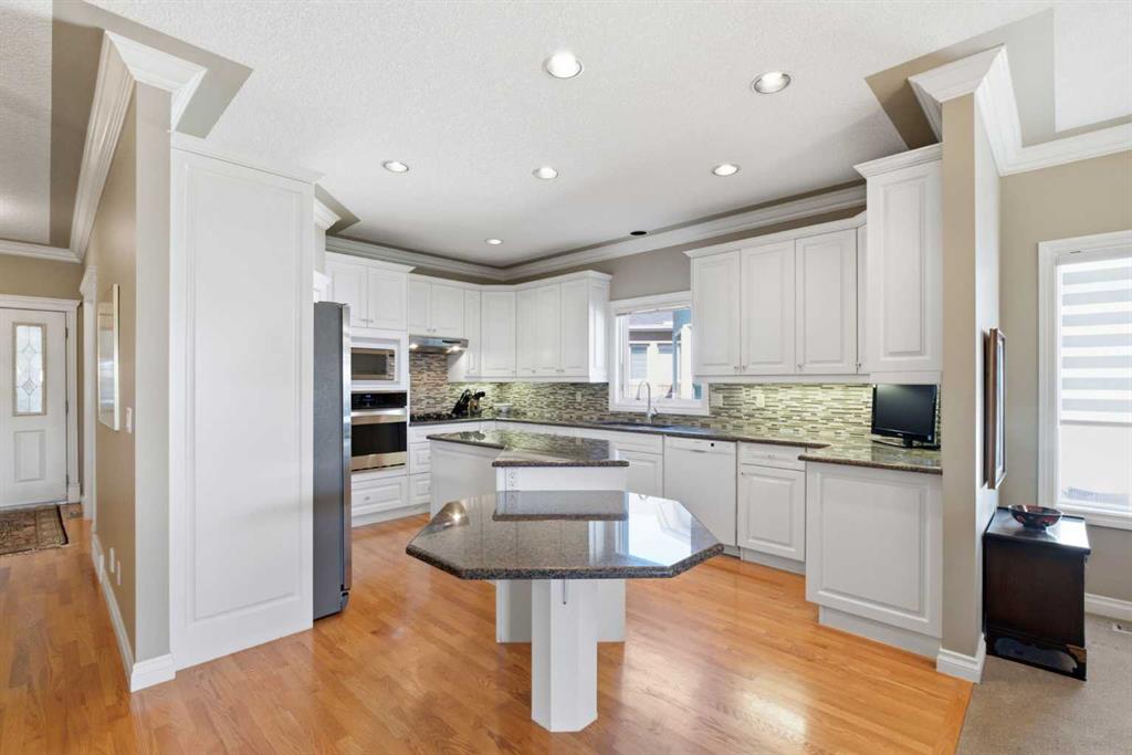Fifth View of 60 Prominence Point SW, Patterson, Calgary, Alberta, T3H 3E8