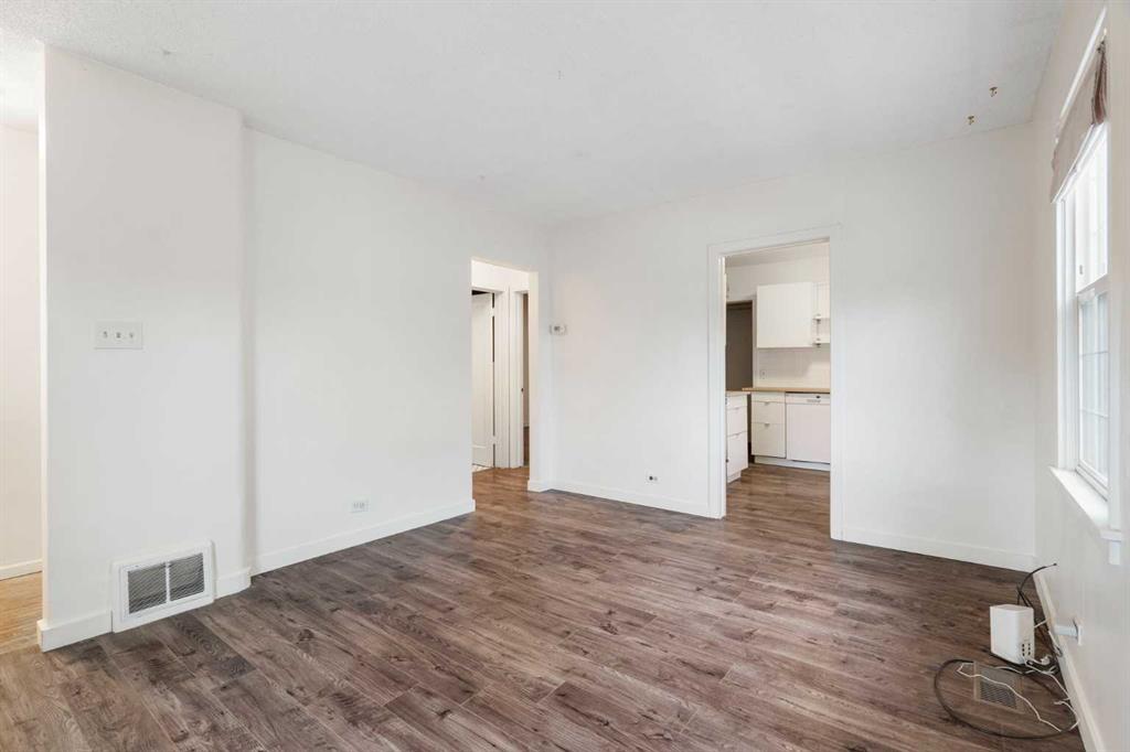 Fifth View of 506 19 Street NW, West Hillhurst, Calgary, Alberta, T2M0Y6