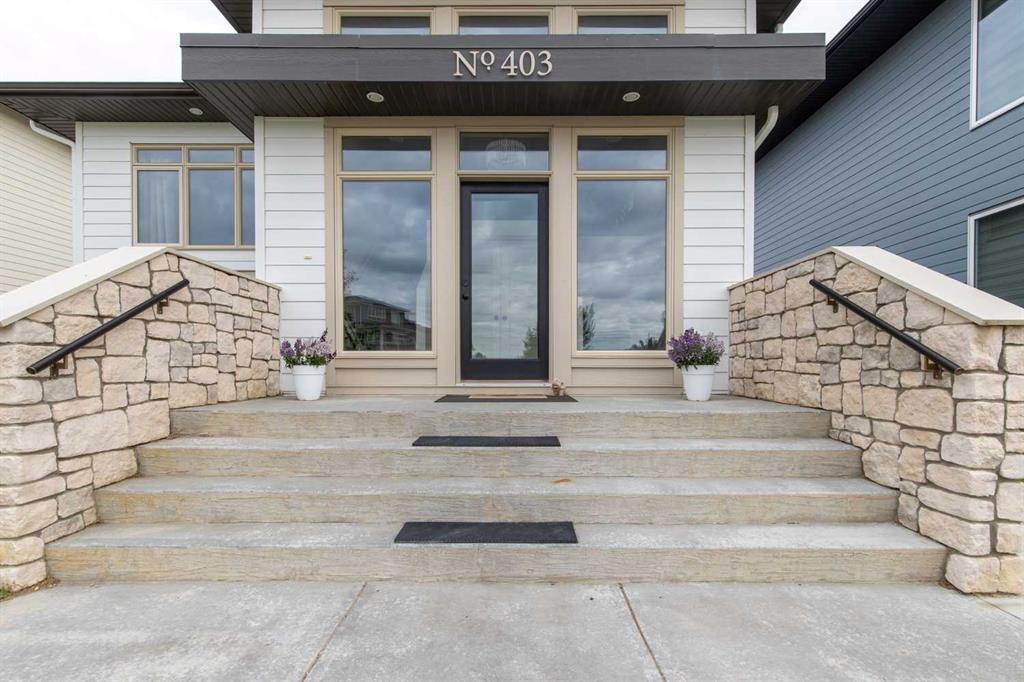 Fourth View of 403 Caledonia Boulevard W, The Crossings, Lethbridge, Alberta, T1J5W2
