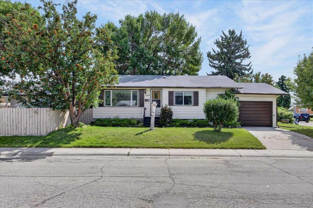 1060 Motherwell Road NE, A2339747, Alberta,