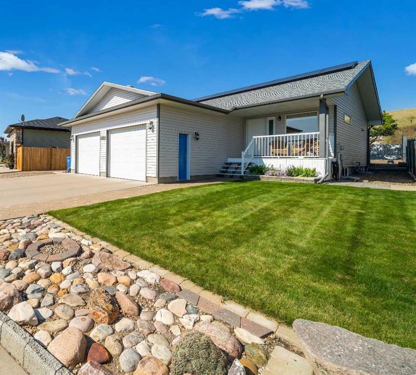 Second View of 228 Ranchman Bay NE, Ranchland, Medicine Hat, Alberta, T1C 0E5