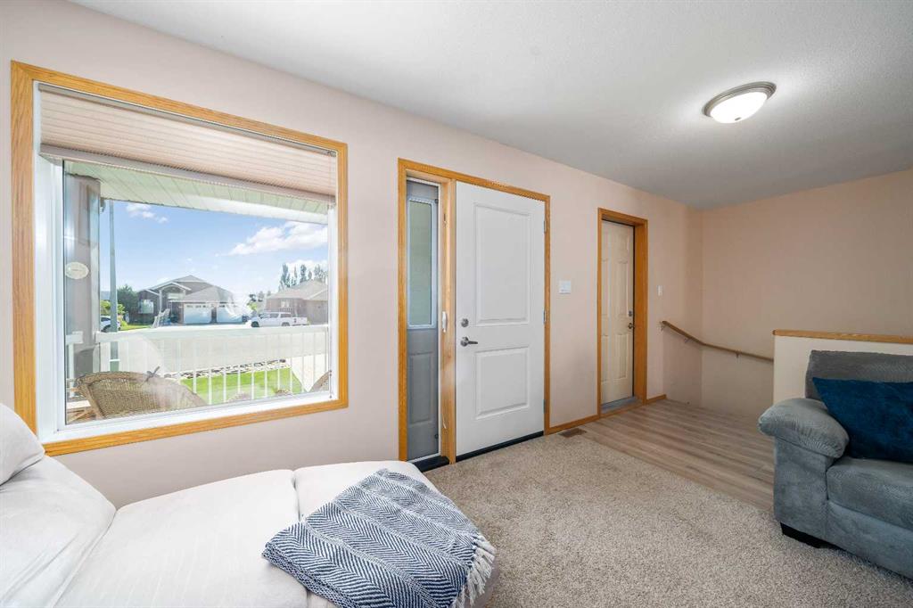 Fifth View of 228 Ranchman Bay NE, Ranchland, Medicine Hat, Alberta, T1C 0E5
