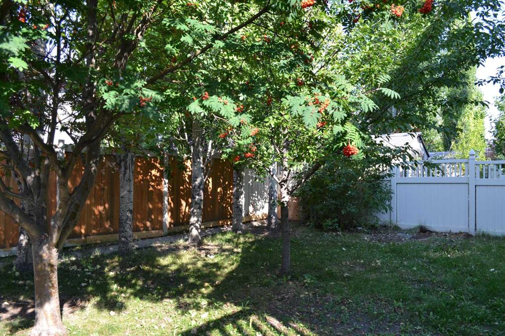 Fourth View of 249 EVANSMEADE Circle NW, Evanston, Calgary, Alberta, T3P 1B4