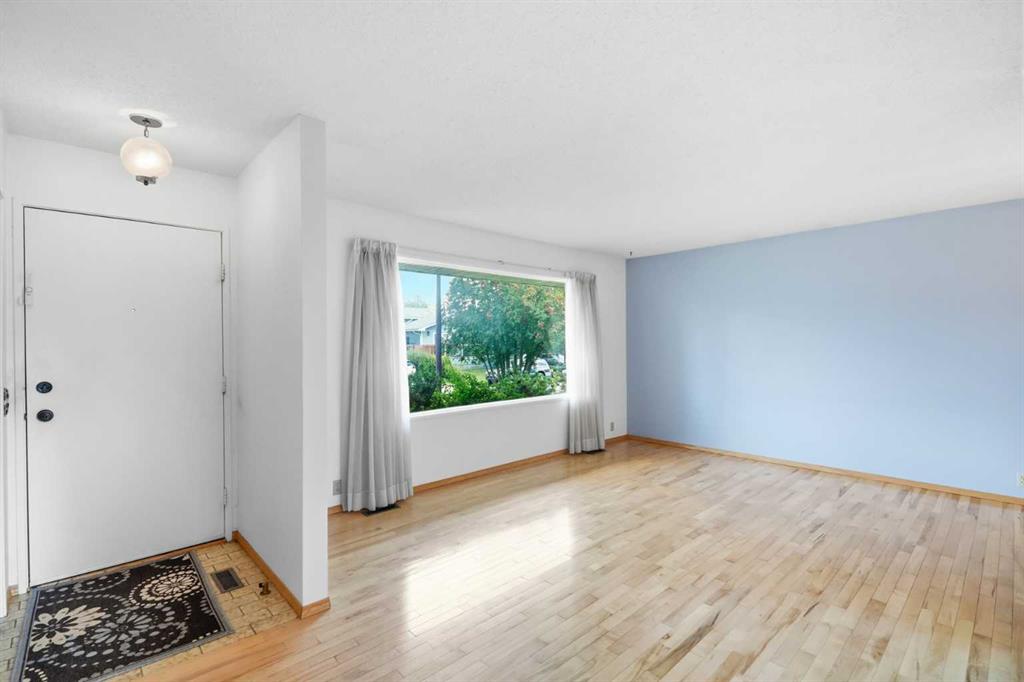 Fourth View of 299 Woodside Circle SW, Woodlands, Calgary, Alberta, T2W 3K2