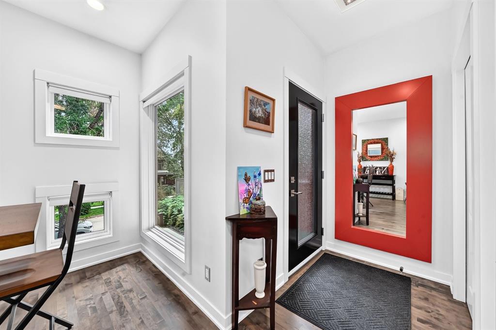 Fifth View of 1821 18 Street SW, Bankview, Calgary, Alberta, T2T 4T2