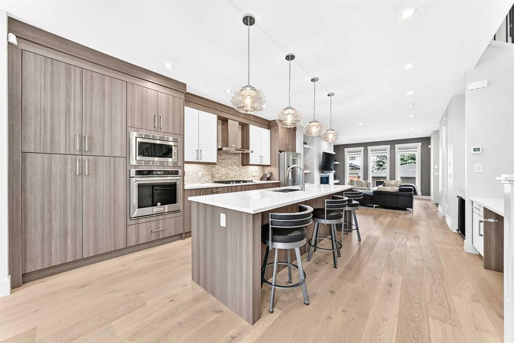 218 26 Avenue NW, A2339874, Alberta,