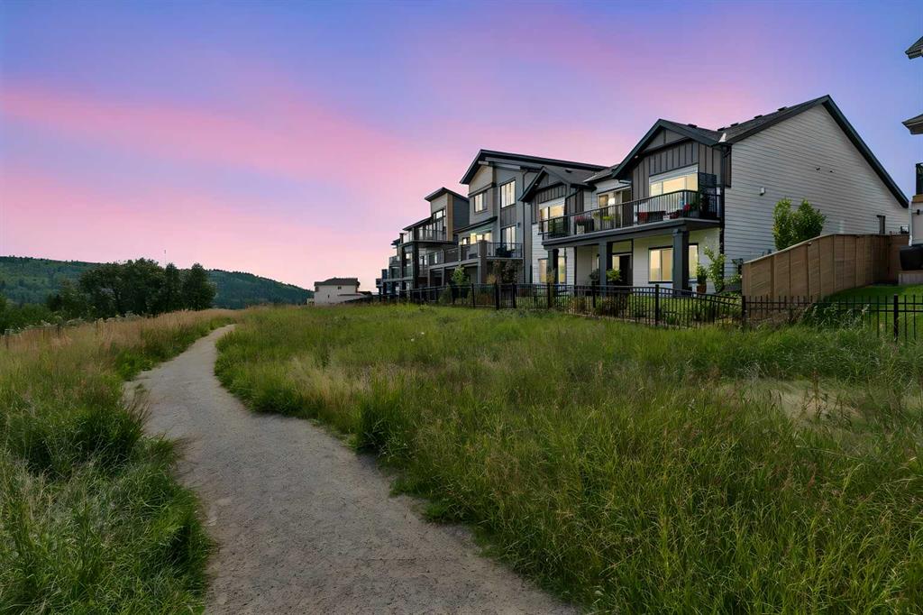 Third View of 13 Sunvalley View , Sunset Ridge, Cochrane, Alberta, T4C 0X8