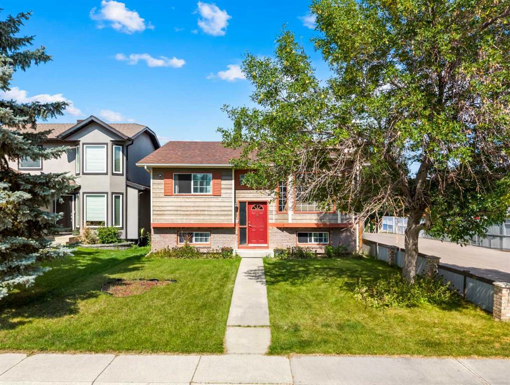 327 Shawbrooke Circle SW, A2339914, Alberta,