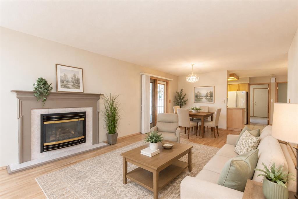 Fifth View of 22 Dale Close , Deer Park Estates, Red Deer, Alberta, T4R 2L5