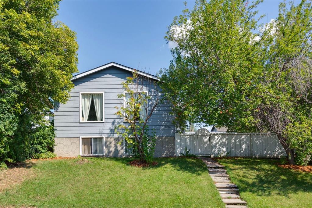 3556 33 Street SE, A2339980, Alberta,