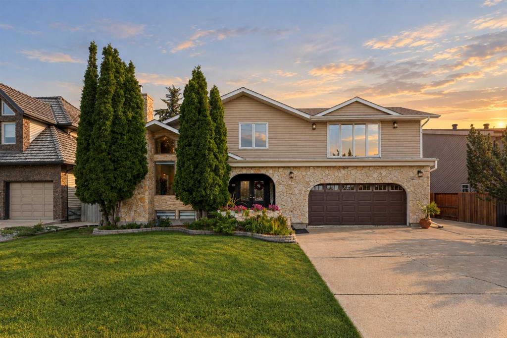 Third View of 39 Warwick Drive , West Park, Red Deer, Alberta, T4N 6L4