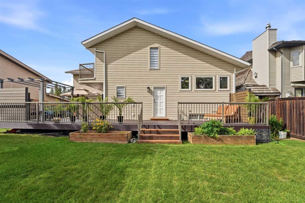 Fourth View of 39 Warwick Drive , West Park, Red Deer, Alberta, T4N 6L4
