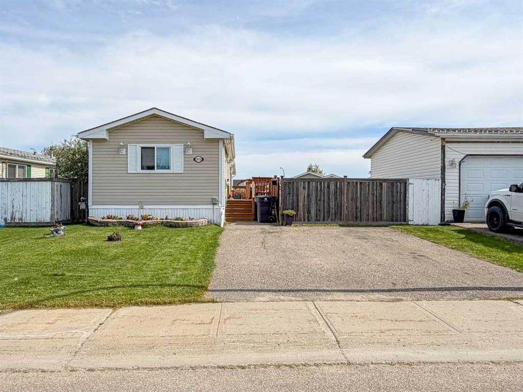 Second View of 373 Harpe Drive , Timberlea, Fort McMurray, Alberta, T9K 2L6
