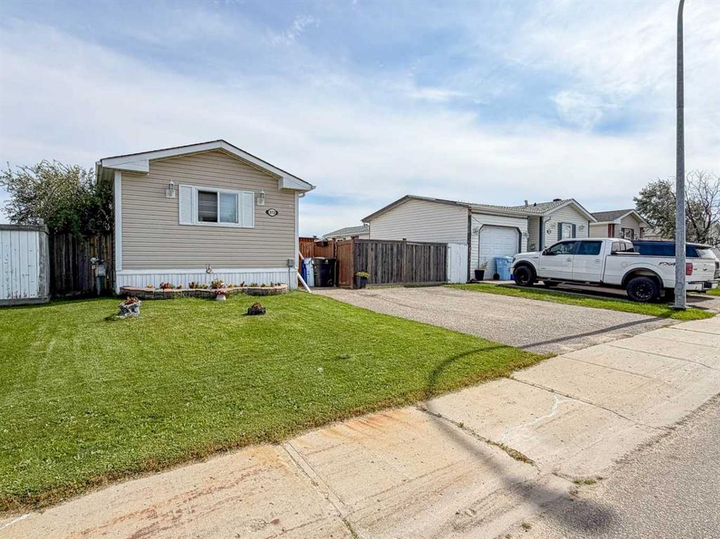 Third View of 373 Harpe Drive , Timberlea, Fort McMurray, Alberta, T9K 2L6