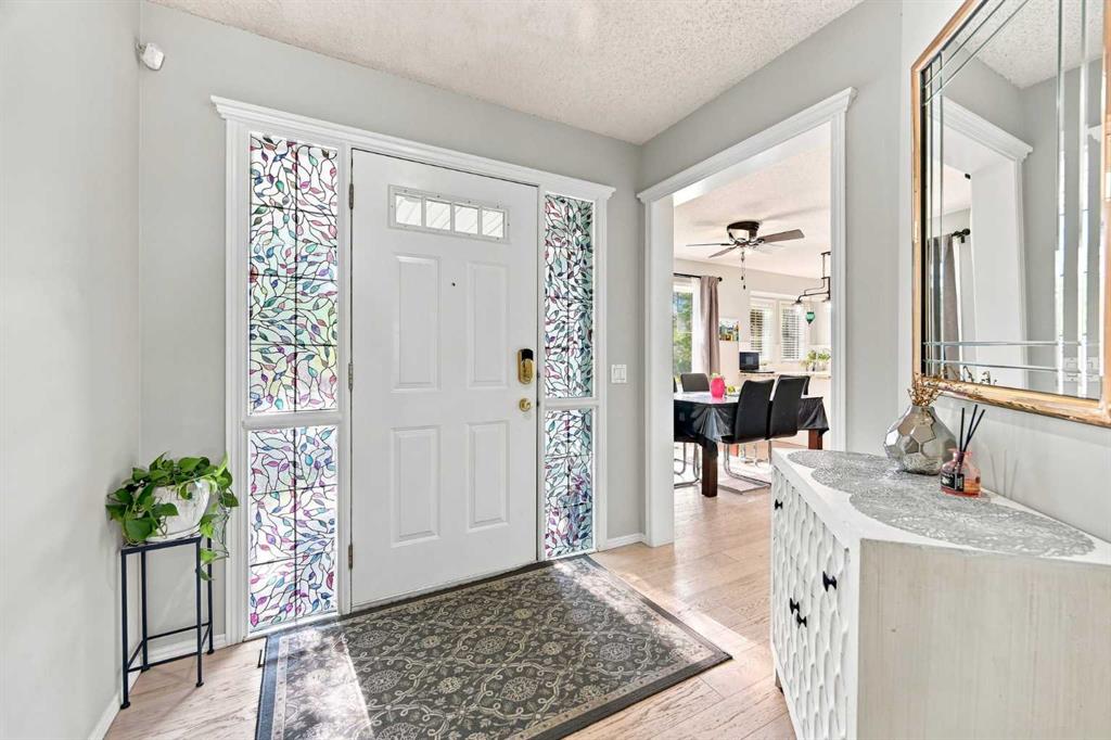 Fifth View of 15230 Prestwick Boulevard SE, McKenzie Towne, Calgary, Alberta, T2Z 3L4