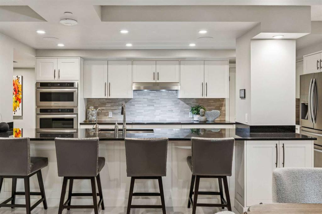 Third View of 8203, 400 Eau Claire Avenue SW, Eau Claire, Calgary, Alberta, T2P 4X2