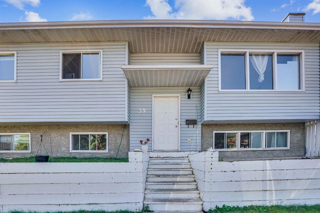 Main View of 39 Ventura Road NE, Vista Heights, Calgary, Alberta, T2E 8G1
