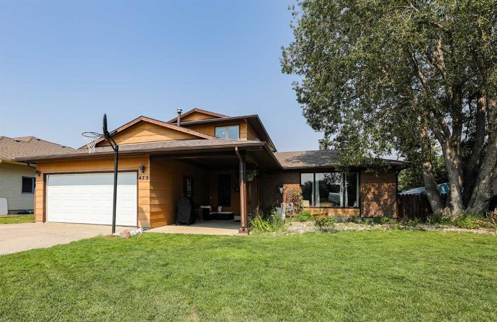 473 Pineridge Way , A2340130, Alberta,