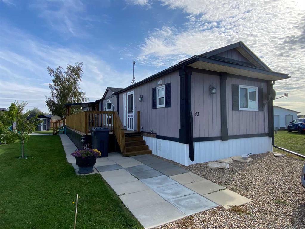 43 Roseglen Close , A2340204, Alberta,