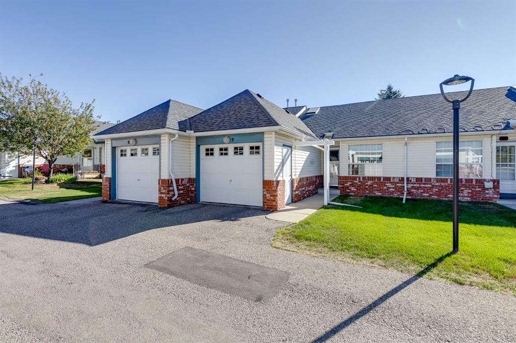 9, 12 Woodside Rise NW, A2340210, Alberta,
