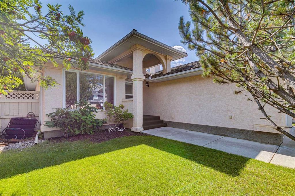 Fourth View of 365 Sunmills Drive SE, Sundance, Calgary, Alberta, T2X 2T5