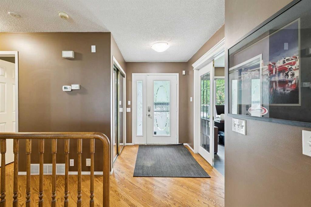 Fifth View of 365 Sunmills Drive SE, Sundance, Calgary, Alberta, T2X 2T5