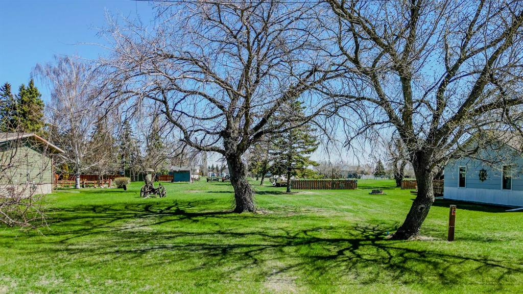 Second View of 235 S 100 E  , NONE, Raymond, Alberta, T0K 2S0