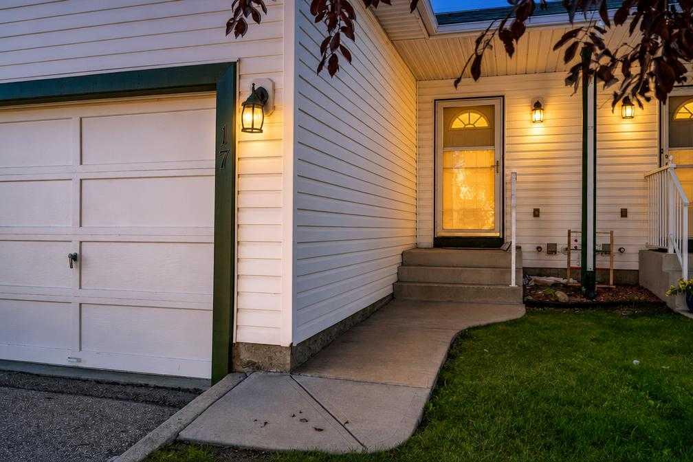 Third View of 17 Sandpiper Link NW, Sandstone Valley, Calgary, Alberta, T3K 4L7