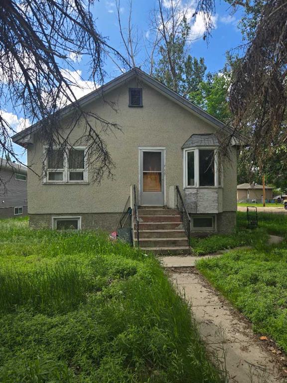 377 2 Street NW, A2340295, Alberta,
