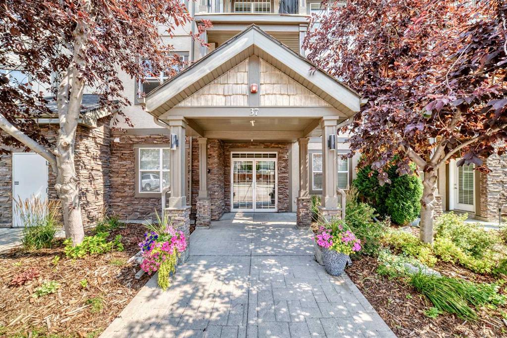Third View of 204, 37 Prestwick Drive SE, McKenzie Towne, Calgary, Alberta, T2Z4Z2
