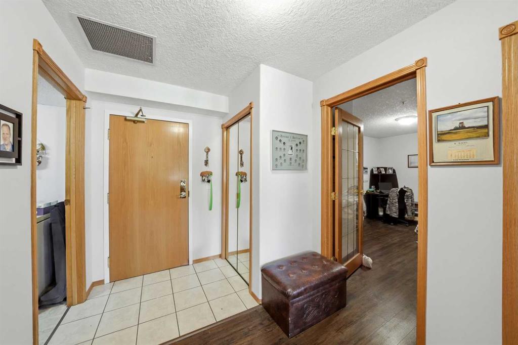 Third View of 107, 4805 45 Street , Downtown Red Deer, Red Deer, Alberta, T4N 7A9