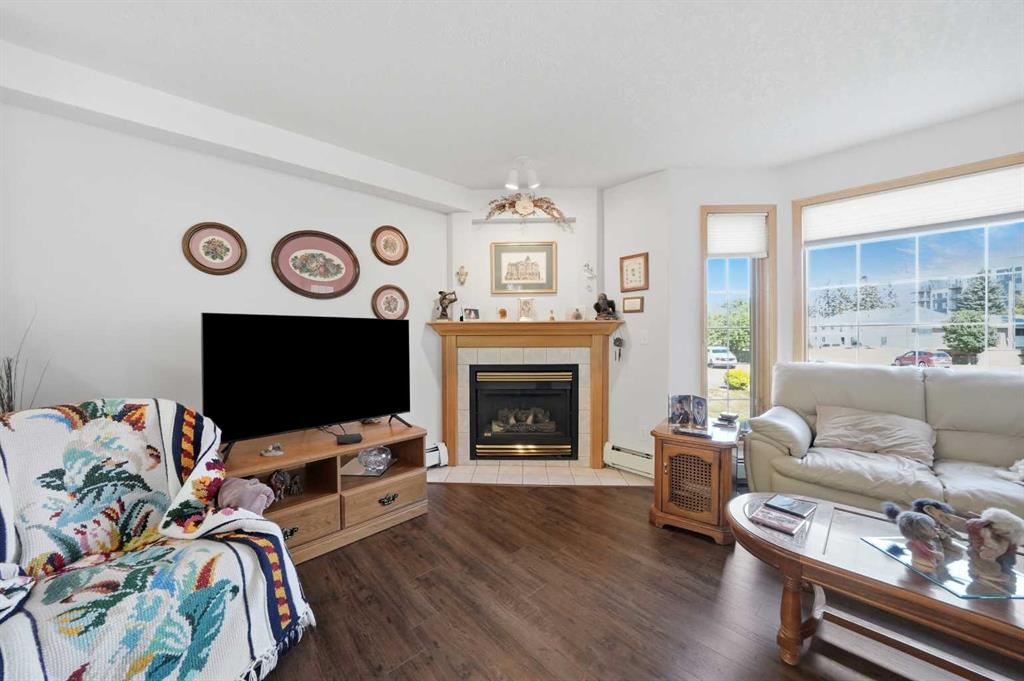 Fifth View of 107, 4805 45 Street , Downtown Red Deer, Red Deer, Alberta, T4N 7A9