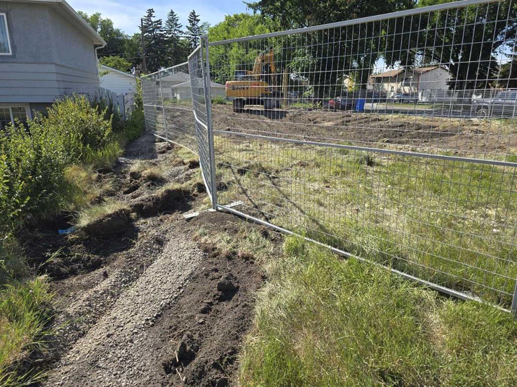Third View of 1903 30 Street SE, Southview, Calgary, Alberta, T2B 0S5