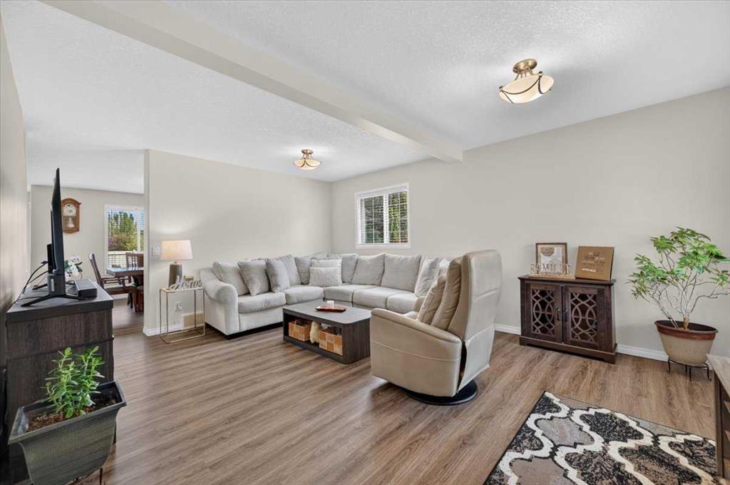 Fourth View of 625 Somerset Drive SW, Somerset, Calgary, Alberta, T2Y 4K7