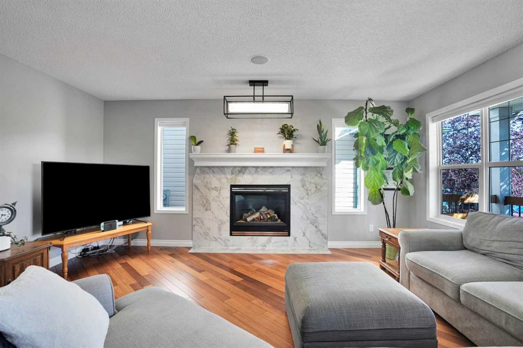 Fourth View of 62 Prestwick Landing SE, McKenzie Towne, Calgary, Alberta, T2Z 3S4