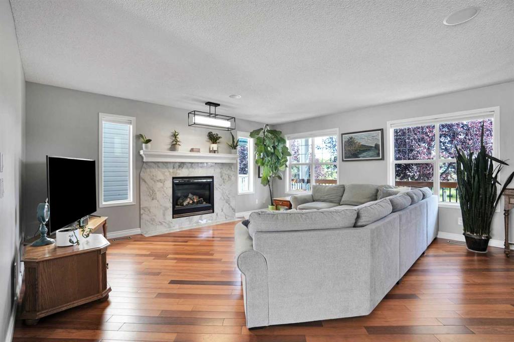 Fifth View of 62 Prestwick Landing SE, McKenzie Towne, Calgary, Alberta, T2Z 3S4