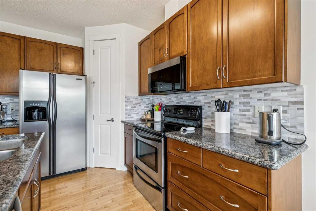 Fifth View of 280 Rockyspring Grove NW, Rocky Ridge, Calgary, Alberta, T3G 5Y8