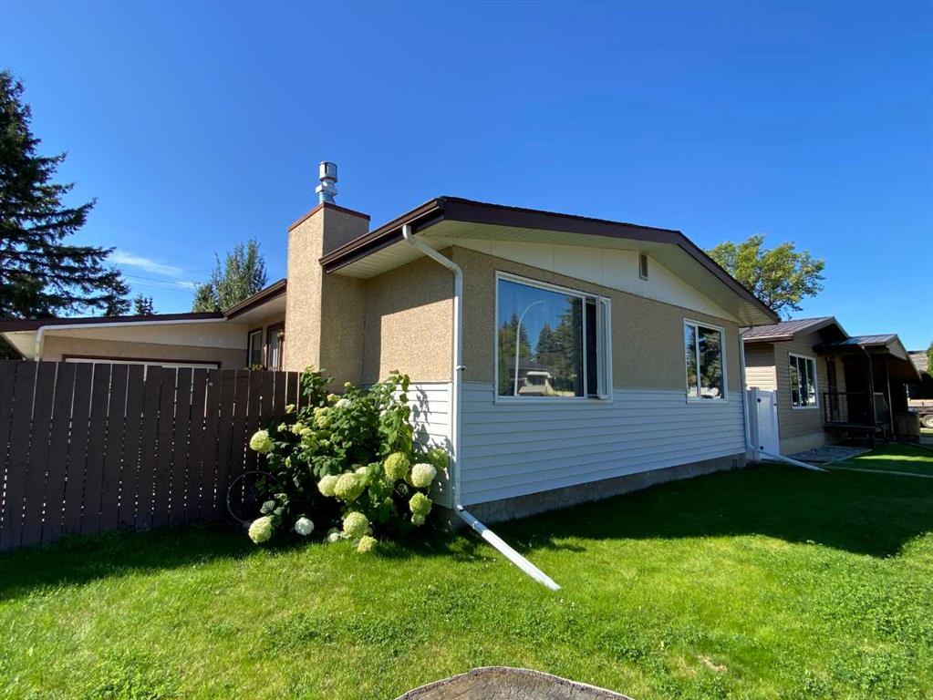 3 Lake Bevan Drive E, A2340353, Alberta,