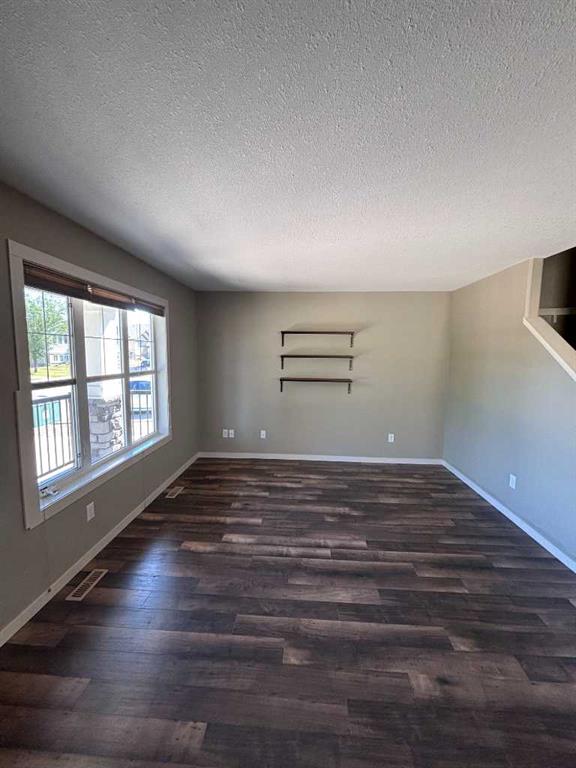 Third View of 120 Mt Sundial Court W, Sunridge, Lethbridge, Alberta, T1J 5B7