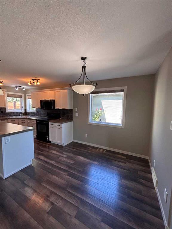 Fifth View of 120 Mt Sundial Court W, Sunridge, Lethbridge, Alberta, T1J 5B7
