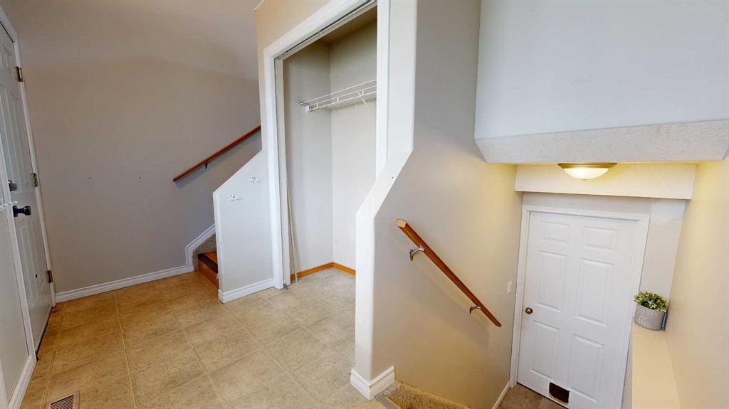 Fourth View of 8806 112 Avenue , Crystal Heights, Grande Prairie, Alberta, T8X 1P9