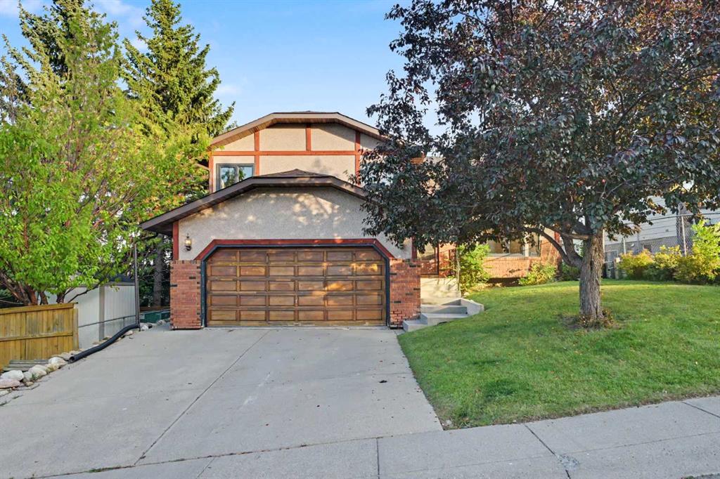 71 Coach Gate Way SW, A2340436, Alberta,