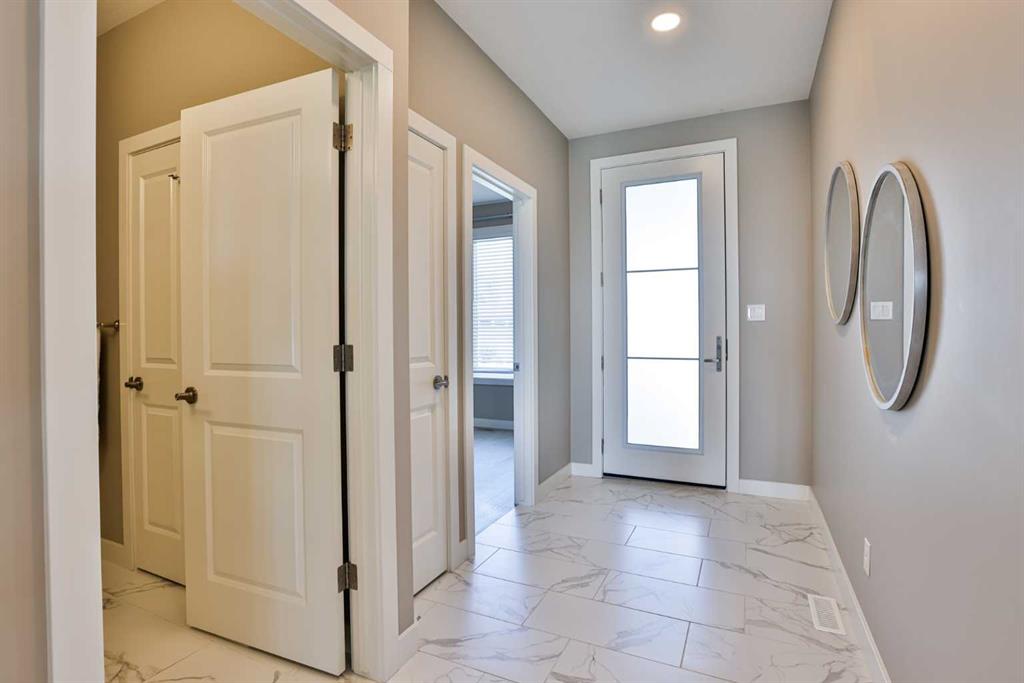 Fifth View of 1044 Caledonia Place W, The Crossings, Lethbridge, Alberta, T1J 5W1