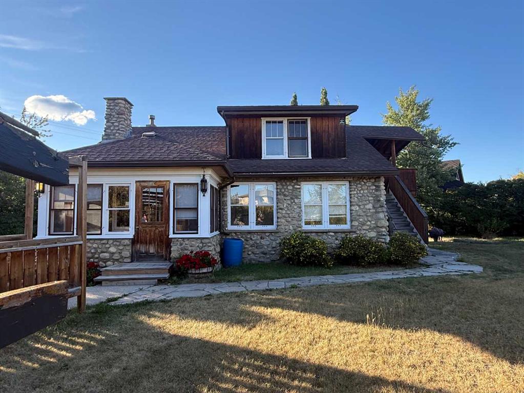 218 Patricia Street , A2340446, Alberta,