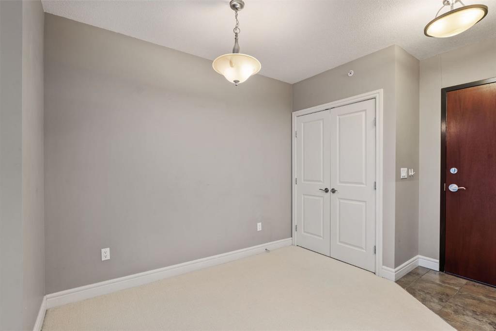 Fifth View of 802, 910 5 Avenue SW, Downtown Commercial Core, Calgary, Alberta, T2P0C3