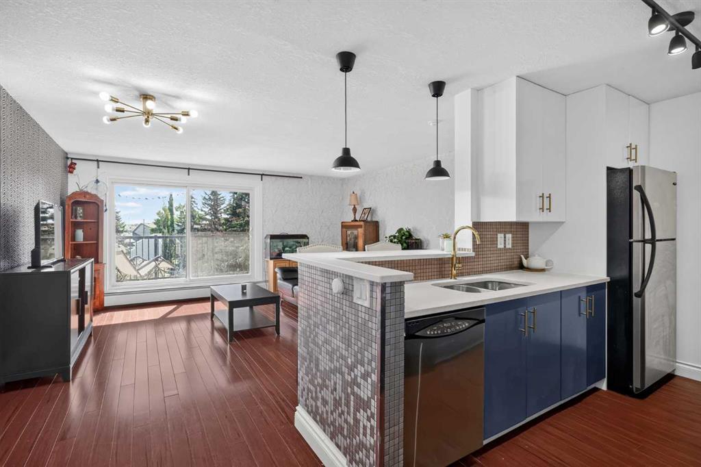 Fifth View of 5208, 27 Grier Place NE, Greenview, Calgary, Alberta, T2K 5Y5