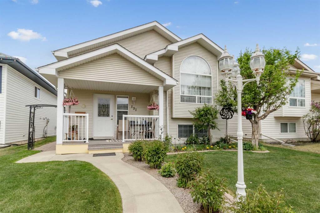 Third View of 131 Deschner Close , Devonshire, Red Deer, Alberta, T4R 3C4