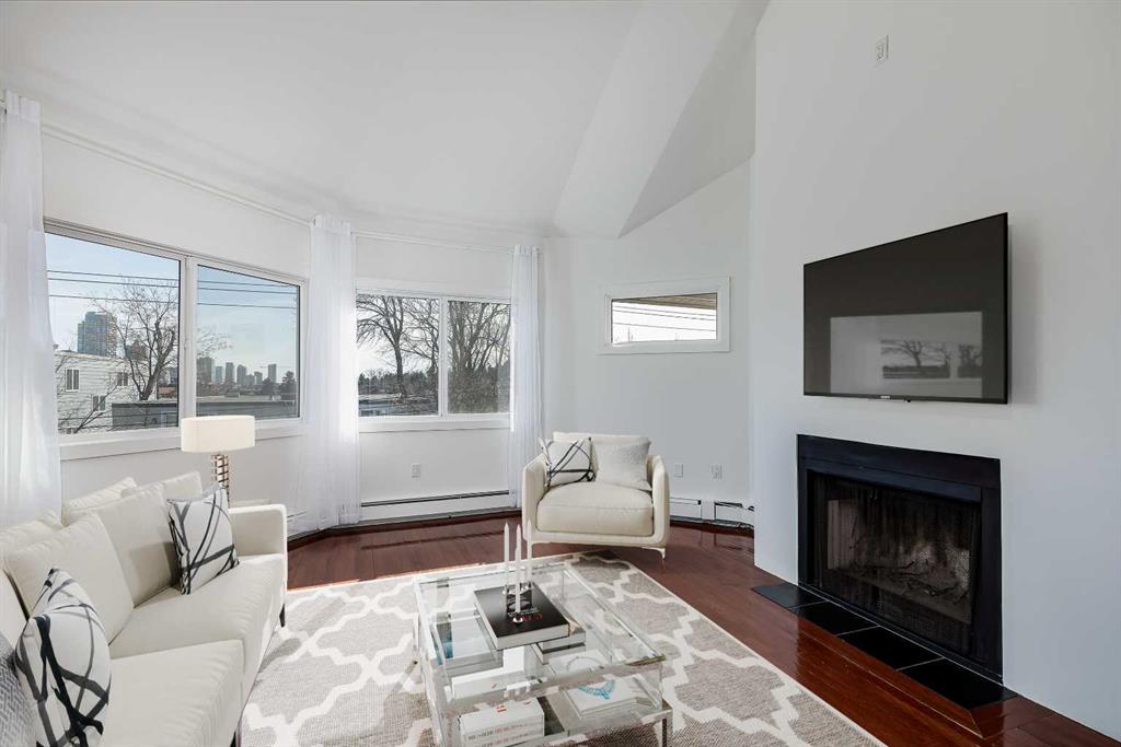 Third View of 302, 2214 14A Street SW, Bankview, Calgary, Alberta, T2T 3W8